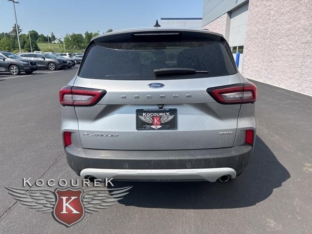 Photo of 2023 Silver Ford Escape