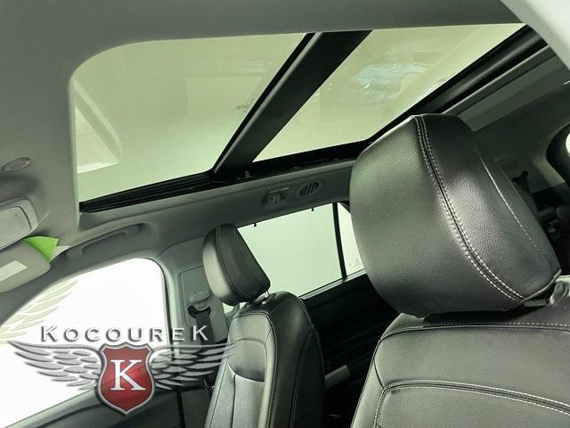 Photo of 2023 Black Ford Explorer