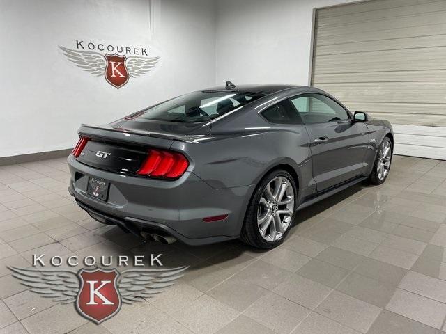 Photo of 2021 Gray Ford Mustang