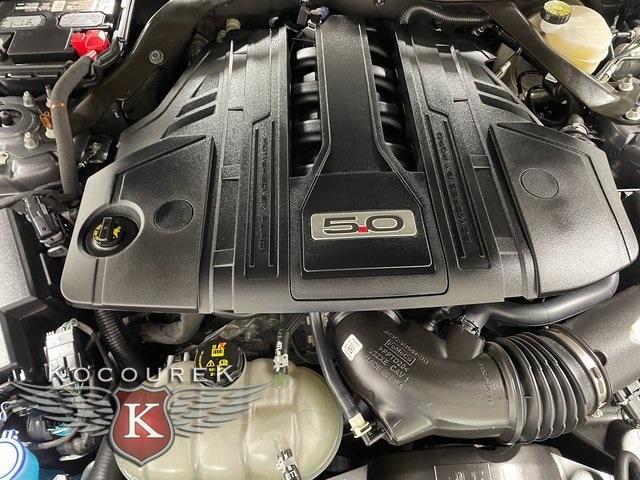 Photo of 2021 Gray Ford Mustang