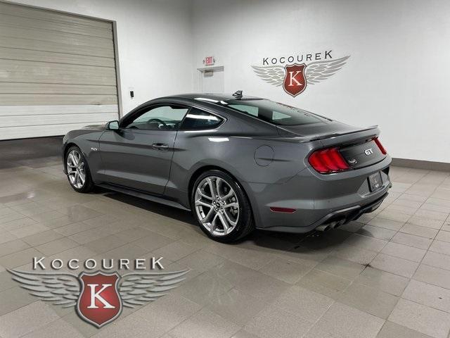 Photo of 2021 Gray Ford Mustang