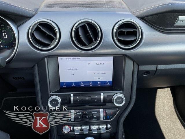 Photo of 2021 Gray Ford Mustang