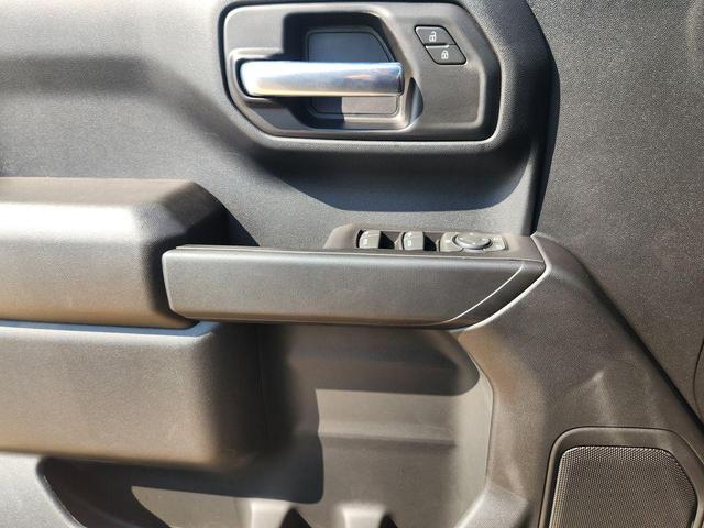 Photo of 2026 Black Chevrolet Silverado 1500