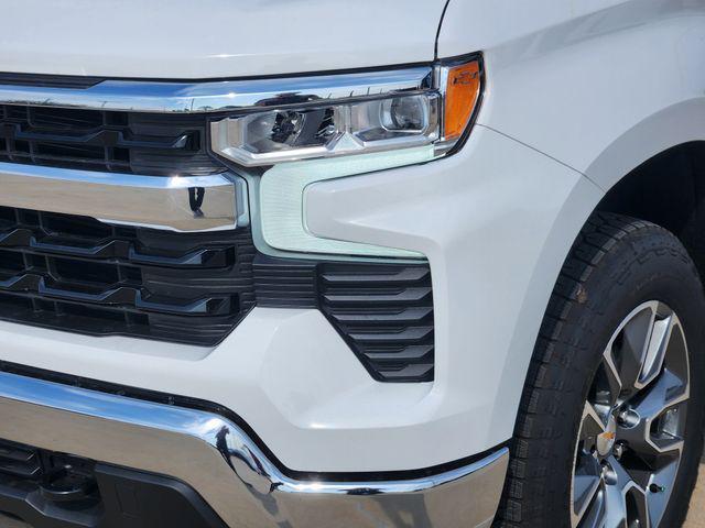 Photo of 2025 Summit White Chevrolet Silverado 1500