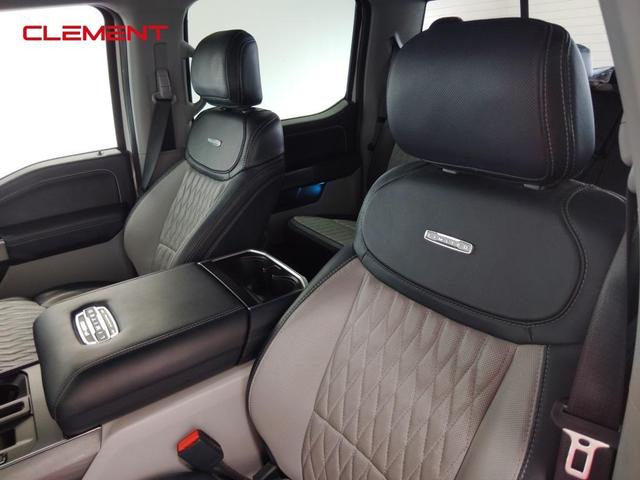 Photo of 2022 Oxford White Ford F-150