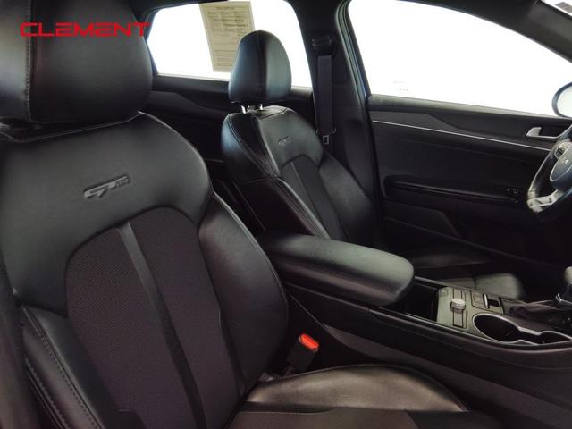 Photo of 2022 Sapphire Blue Kia K5
