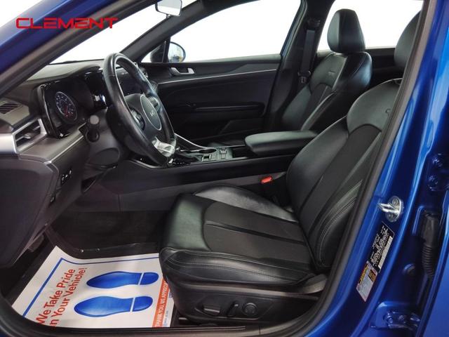 Photo of 2022 Sapphire Blue Kia K5