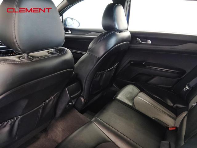 Photo of 2022 Sapphire Blue Kia K5