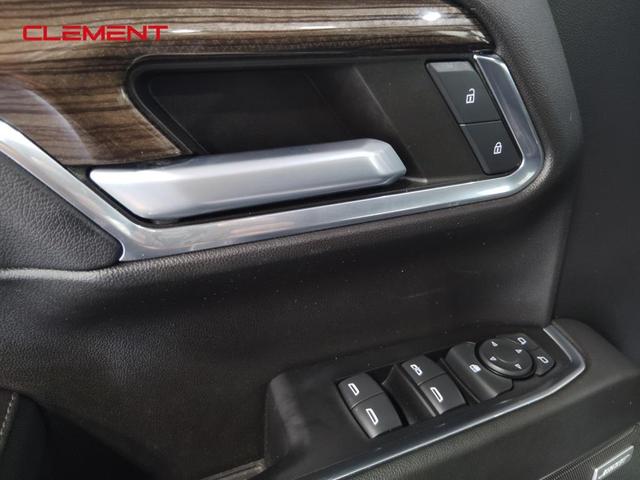 Photo of 2022 Silver Ice Metallic Chevrolet Silverado 1500