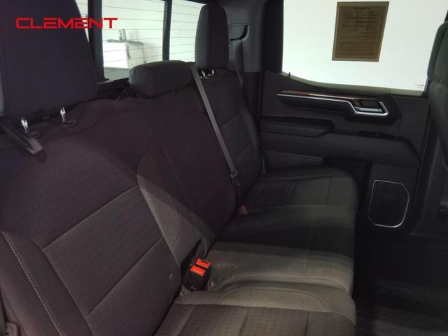 Photo of 2022 Silver Ice Metallic Chevrolet Silverado 1500