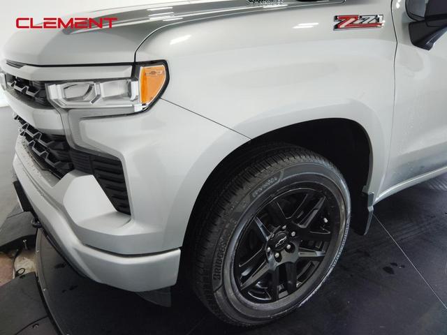Photo of 2022 Silver Ice Metallic Chevrolet Silverado 1500
