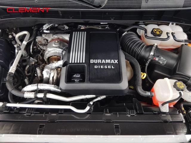 Photo of 2022 Silver Ice Metallic Chevrolet Silverado 1500