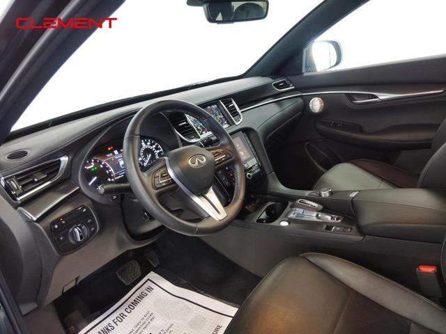 Photo of 2024 Black Obsidian INFINITI QX55