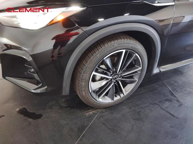 Photo of 2024 Black Obsidian INFINITI QX55