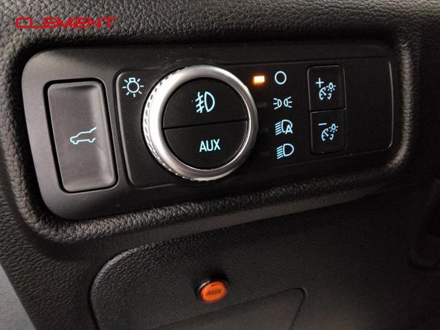 Photo of 2022 Agate Black Metallic Ford Explorer