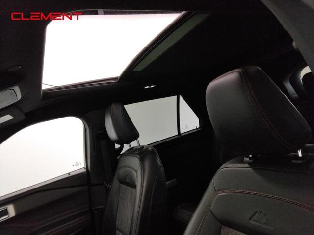 Photo of 2022 Agate Black Metallic Ford Explorer