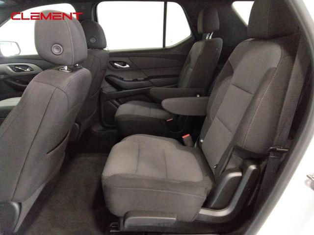 Photo of 2023 Summit White Chevrolet Traverse