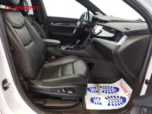 Photo of 2021 Crystal White Tri-Coat Cadillac XT6