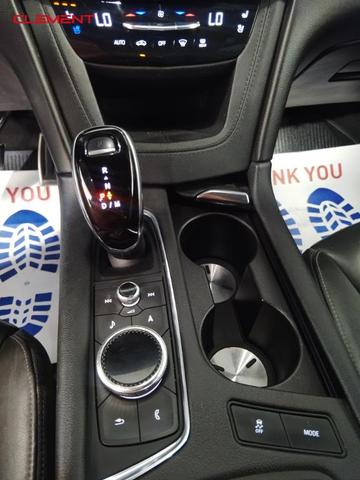 Photo of 2021 Crystal White Tri-Coat Cadillac XT6