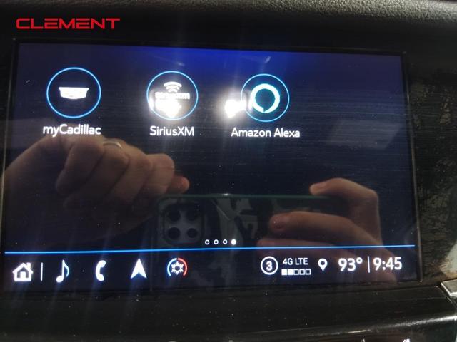 Photo of 2021 Crystal White Tri-Coat Cadillac XT6