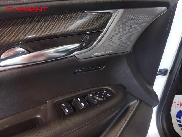 Photo of 2021 Crystal White Tri-Coat Cadillac XT6