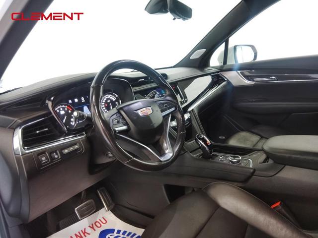 Photo of 2021 Crystal White Tri-Coat Cadillac XT6