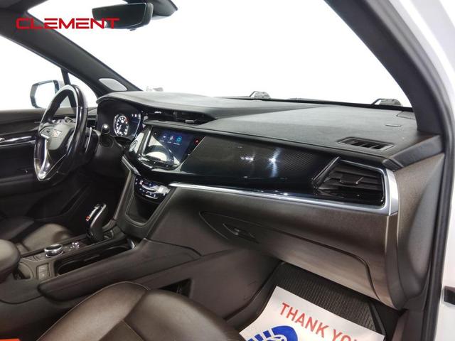 Photo of 2021 Crystal White Tri-Coat Cadillac XT6