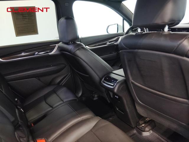 Photo of 2021 Crystal White Tri-Coat Cadillac XT6