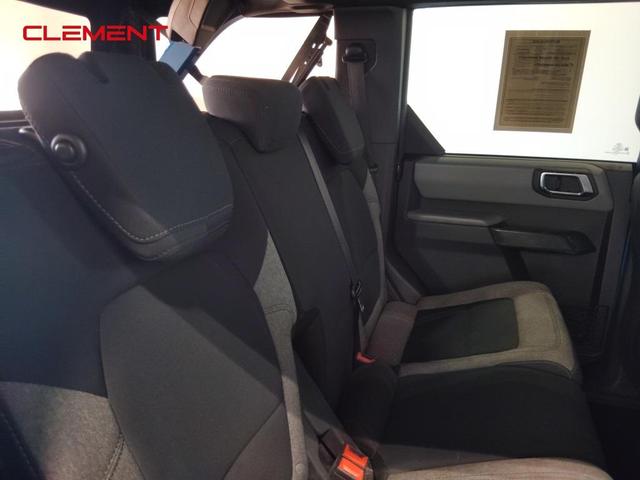 Photo of 2022 Velocity Blue Metallic Ford Bronco