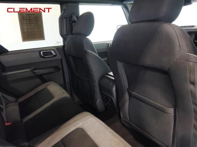 Photo of 2022 Velocity Blue Metallic Ford Bronco