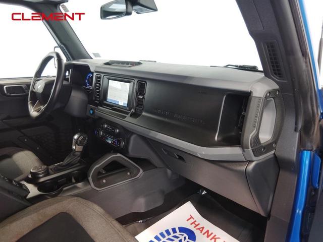 Photo of 2022 Velocity Blue Metallic Ford Bronco