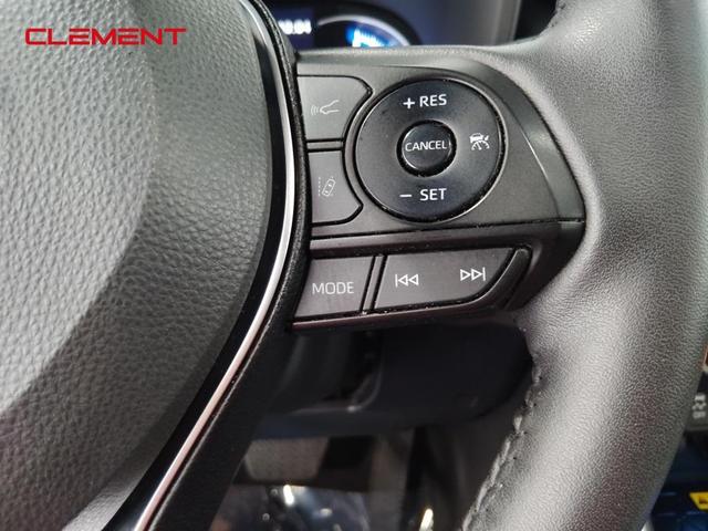 Photo of 2022 Blue Toyota RAV4 Hybrid