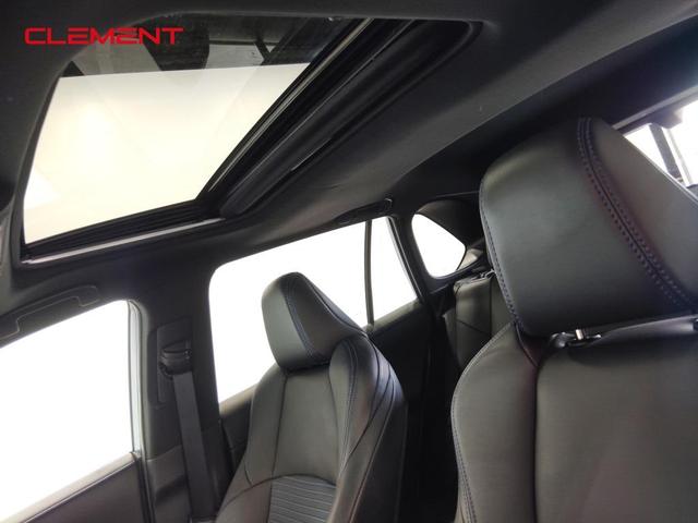 Photo of 2022 Blue Toyota RAV4 Hybrid