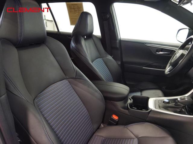 Photo of 2022 Blue Toyota RAV4 Hybrid