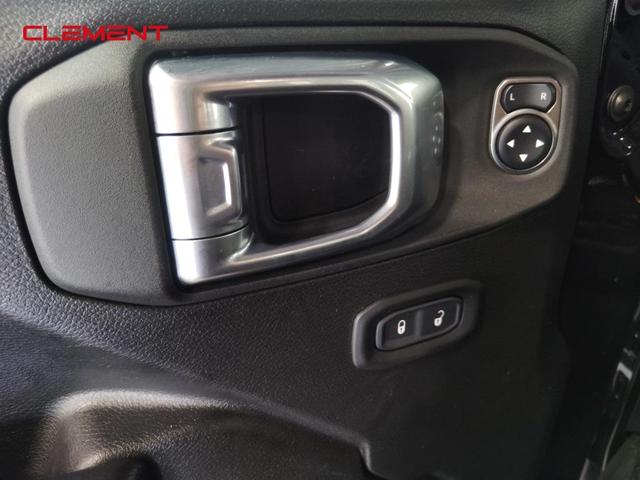 Photo of 2021 Black Clearcoat Jeep Wrangler Unlimited