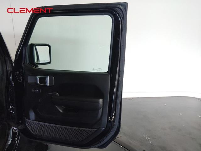 Photo of 2021 Black Clearcoat Jeep Wrangler Unlimited