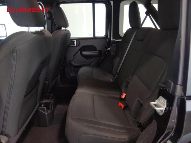 Photo of 2021 Black Clearcoat Jeep Wrangler Unlimited
