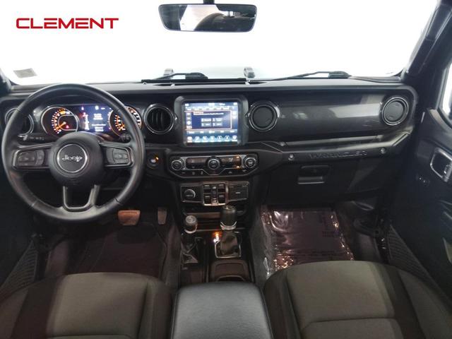 Photo of 2021 Black Clearcoat Jeep Wrangler Unlimited