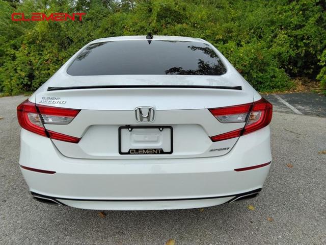 Photo of 2021 Platinum White Pearl Honda Accord