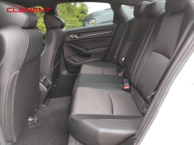 Photo of 2021 Platinum White Pearl Honda Accord