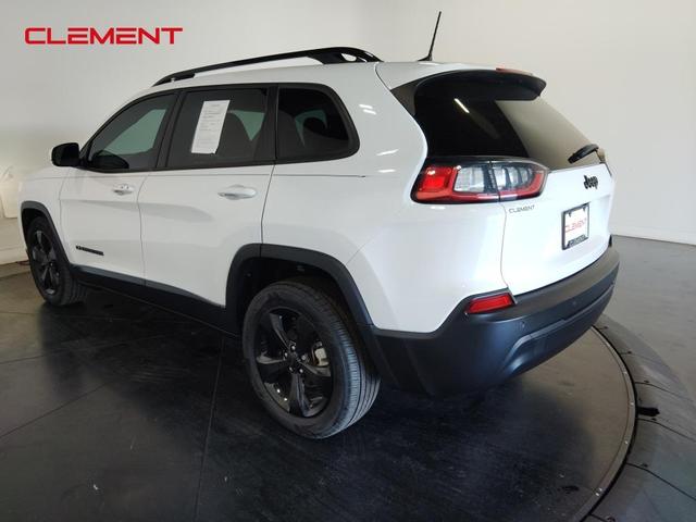 Photo of 2021 Bright White Clearcoat Jeep Cherokee