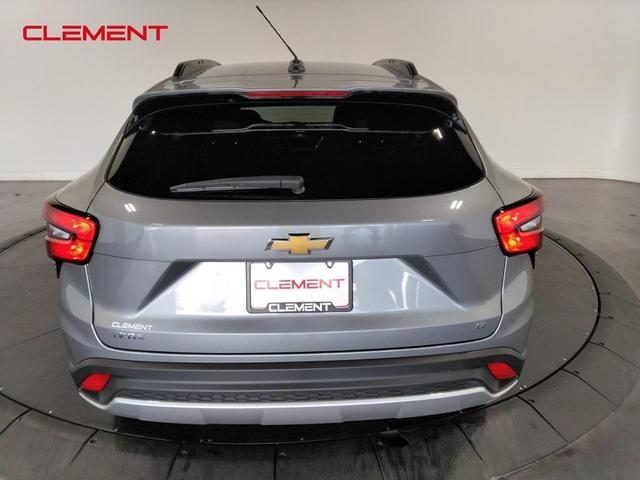Photo of 2024 Sterling Gray Metallic Chevrolet Trax