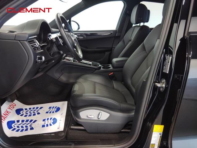 Photo of 2022 Black Porsche Macan