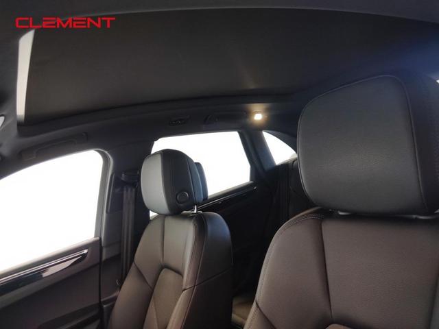 Photo of 2022 Black Porsche Macan