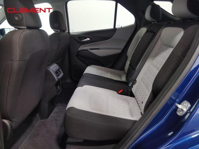 Photo of 2022 Blue Glow Metallic Chevrolet Equinox