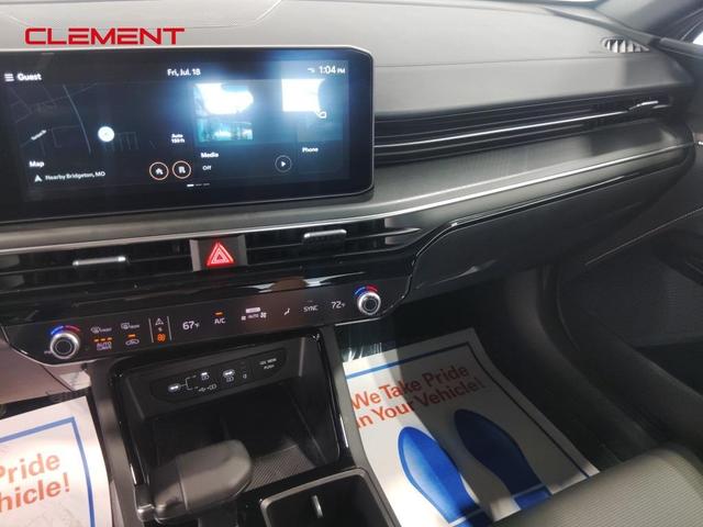 Photo of 2025 Snow White Pearl Kia K5