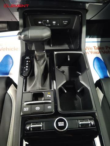 Photo of 2025 Snow White Pearl Kia K5