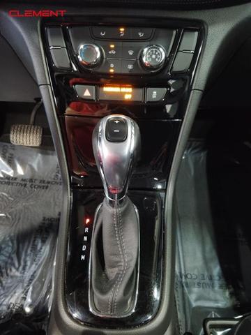 Photo of 2018 Summit White Buick Encore