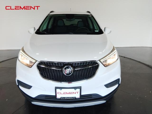 Photo of 2018 Summit White Buick Encore