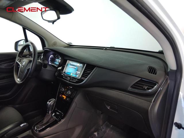 Photo of 2018 Summit White Buick Encore